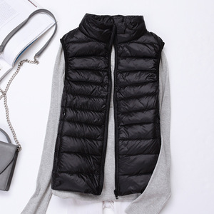 Nouveau femmes sans manches femmes <span class=keywords><strong>très</strong></span> léger vers le bas gilets Slim vestes fille Gilet léger coupe-vent chaud Portable gilet - Product Image 3