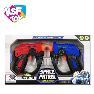 ปืนอวกาศของเล่นพลาสติก KSF Boys Funny Games แบบ 2 ชิ้น มีไฟและเสียง ใช้แบตเตอรี่ สำหรับเด็กอายุ 8-13 ปี - Product Image 3