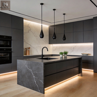 Meubles de cuisine modulaires en bois modernes, designs personnalisés, ensemble d'armoires en bois massif imperméables pour projet de cuisine en Australie
