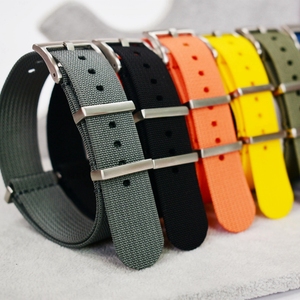 Cinturino per Smartwatch in Nylon Traspirante di Alta Qualità con Logo Personalizzato - Product Image 2