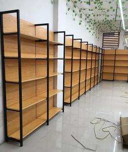 Scaffali Metallici per Supermercati - Espositori a Doppio Lato Resistenti, Autoportanti, Installazione Rapida, Pronta Consegna - Product Image 1