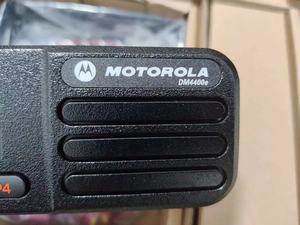 Radio Motorola Walkie Talkie de Largo Alcance, Radio Bidireccional para Auto, Radio Digital Móvil DMR, Intercomunicador de 2 Vías, Walkie-Talkie UHF VHF DM4400e M8620I - Product Image 3