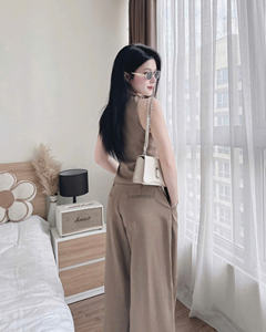 Ensemble pantalon droit et gilet uni marron pour femme, col en V, mélange coton/lin respirant, coupe classique, élégant pour le bureau ou décontracté - Product Image 1