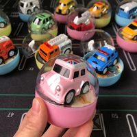 CD 12PCS Mini Voitures Jouets à Rétrofriction en Métal, Ensemble en Boîte Capsule, Véhicules de Dessin Animé en Alliage (Bus, SUV, Véhicule d'Urgence) pour Enfants