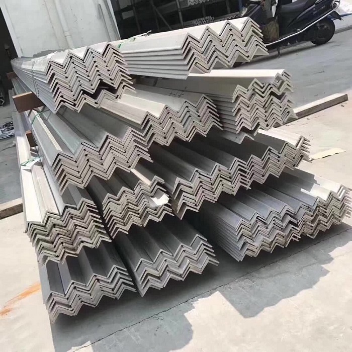 60 x 60 x 5 Steel Angle Iron 60 x 60 x 5 Steel Angle Iron