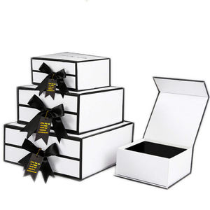 Blank Paper Cardboard Packaging Boite Cadeau White And Black Large Gift Box With Magnetic Closure Lid custom logo