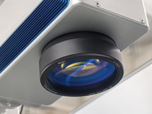 Marqueur laser UV Rayfine Bibo Rayfine, meilleure machine de marquage laser à fibre 3D avec marquage rapide et de haute précision sur métal, or, argent - Product Image 4