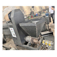 Nouveaux produits 2023 Petite tige de charbon de bois faisant la machine bbq Machine de fabrication de briquettes de charbon