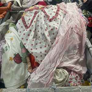 Ropa usada al por mayor en fardos, pijamas de algodón para adultos y niños, ropa de dormir para damas, suave, fardos de 50 kg, alta calidad - Product Image 6