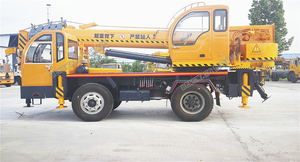 Truk Derek Teleskopik <span class=keywords><strong>5</strong></span> <span class=keywords><strong>Ton</strong></span> Truk Derek <span class=keywords><strong>Tadano</strong></span> 8 <span class=keywords><strong>Ton</strong></span> Truk Derek - Product Image 2