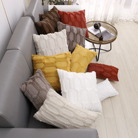 Housse de coussin lombaire moderne géométrique carrée en peluche brodée avec fermeture éclair pour salon