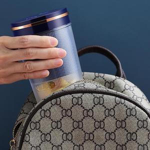 Mixeur Portable Multifonctionnel A2500 en Gros : Extracteur de Jus, Broyeur, Mixeur, Presse-Fruits USB pour la Maison - Product Image 6