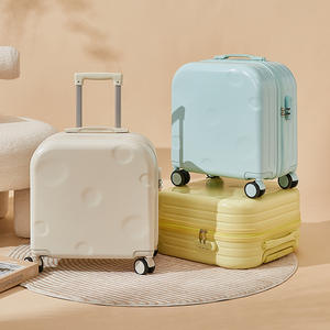 Maleta <span class=keywords><strong>de</strong></span> <span class=keywords><strong>Maquillaje</strong></span> <span class=keywords><strong>de</strong></span> ABS <span class=keywords><strong>Color</strong></span> Caramelo <span class=keywords><strong>de</strong></span> 18 Pulgadas con Cierre <span class=keywords><strong>de</strong></span> Cremallera, Maleta <span class=keywords><strong>de</strong></span> Viaje con Ruedas para Cosméticos - Product Image 4