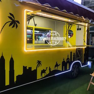 Remolque de Comida Callejera Elegante e Innovador en Venta |   Carrito de Helados, Café y Comida Rápida Totalmente Equipado - Product Image 6