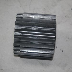 Engrenage solaire CX160 CX180 CX210 CX210B CX230 pour excavatrice CASE 160520A1 Pièce de réduction de boîte de vitesses de déplacement - Product Image 2