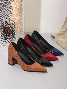 <span class=keywords><strong>Zapatos</strong></span> de Tacón Cuadrado Xuanhui para Mujer, Estilo Coreano, de Alta Calidad, en <span class=keywords><strong>Charol</strong></span>, con Combinación de Colores, Cómodos, de Punta Puntiaguda y Sin Cordones - Product Image 6