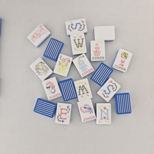 Fichas de Mahjong Americanas Plegables Portátiles de Lujo Personalizadas de 3 Capas con Diseño Acrílico Grabado Estilo Azul de Miss Darling - Product Image 4