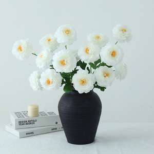 ดอกไม้ประดิษฐ์ ก้านเดี่ยว ดอกบัวผ้าไหมสีขาว ตกแต่งบ้าน งานแต่งงาน - Product Image 1