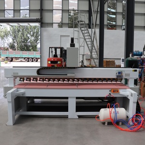 Machine d'agrafeuse de panneau acoustique de bandes d'absorption de bruit - Product Image 2