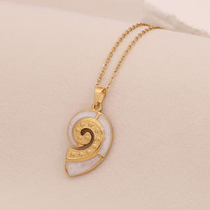 Ocean Series Collar de acero inoxidable de moda con tortuga Caballito de mar Colgante Conch Dolphin Zircon Link Chain Accesorio de joyería - Product Image 3