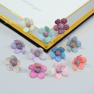 Mini fleurs de marguerite artificielles en soie Dongchen Crafts, 2 cm, pour décoration de mariage, matériel artisanal - Product Image 3