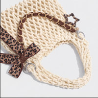 Breloque de sac en satin imprimé léopard avec nœud, chaîne dorée, ruban tressé, pendentif porte-clés, accessoire de décoration de sac à main tissé