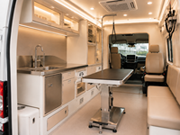 Fourgonnette mobile de toilettage pour animaux et clinique médicale, 4x2, diesel, entièrement équipée