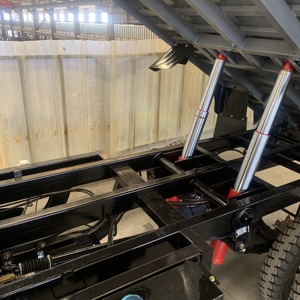 Triciclos de gasolina de 200cc personalizados al por mayor, triciclo de carga de cuerpo abierto con conducción motorizada, triciclos alquilados refinados de China, motocicleta - Product Image 5