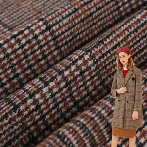 Produttori all'ingrosso 30 lana 70 poliestere morbido abito da donna tessuto di lana tessuto OEM semplice