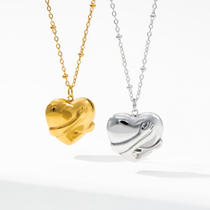 Collar con Colgante <span class=keywords><strong>de</strong></span> Corazón YF7110, Joyería Resistente al Agua y al Deslustre, Collar con Dije <span class=keywords><strong>de</strong></span> Amor <span class=keywords><strong>de</strong></span> Acero Inoxidable con Baño <span class=keywords><strong>de</strong></span> Oro <span class=keywords><strong>de</strong></span> 18K para Mujer - Product Image 1