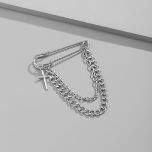 Spilla a catena incrociata con ciondolo, accessorio decorativo per abbigliamento, stile punk, lunghezza normale - Product Image 6
