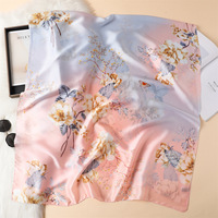 Écharpe en satin floral pastel multi-usage, grand châle rose et bleu effet soie pour la tête et le cou 180cm*85cm, diverses options de couleurs disponibles