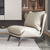 Nouveau fauteuil scandinave élégant : un fauteuil en cuir luxueux