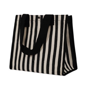 Borsa Tote in Tela Ecologica Extra Large Personalizzata con Logo e Motivo a Lettere, Chiusura con Cerniera e Tracolla Lunga - Product Image 2