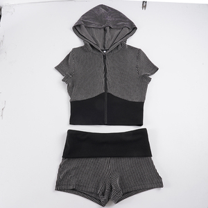 Ensemble crop top côtelé à capuche et short Y2K pour femme, fermeture éclair sur le devant, coupe ajustée, manches courtes, tenue deux pièces, streetwear sexy, vêtements de sport - Product Image 6
