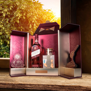 Boîte cadeau rigide rouge haut de gamme avec design en feuille d'or pour whisky et confiseries, emballage haut de gamme avec fermeture magnétique - Product Image 4