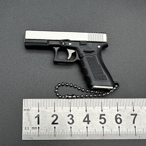 Модель игрушечного пистолета 1:3, брелок-пистолет с выбросом гильз, металлический игрушечный револьвер, безопасный для мальчиков, подарок, сборка и разборка - Product Image 5