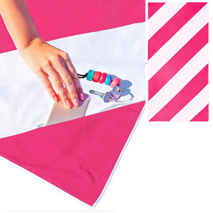 Wholesale Custom <b>Microfiber</b> Zipper Pocket Quick Dry Sand Free <b>Beach</b> <b>Towel</b> With Pockets - Product Image 1
