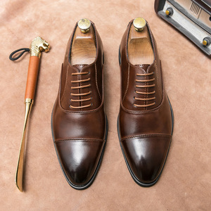 Nouvelles Chaussures Oxford en Cuir Imperméables Artisanales de Luxe Décontractées Britanniques pour Hommes – Idéales pour Mariage, Bureau et Tenues Professionnelles - Product Image 2