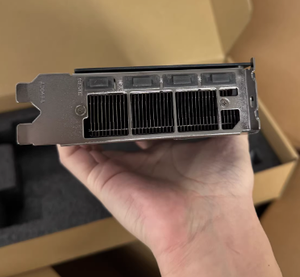 Tarjeta Gráfica RTX4090 24GB GDDR6X PCI-E 5.0 de 16384 Núcleos y 450W para Juegos, Aprendizaje Profundo e IA, con Ventilación de Refrigeración - Product Image 1