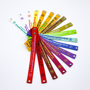 Bracelets en silicone personnalisés en gros avec logo imprimé, respectueux de l'environnement, bracelets en caoutchouc PVC avec bouton-pression - Product Image 5