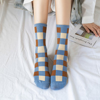 Nouveau automne mode bleu clair rayé basket-ball Gym dames coton équipage sport femmes chaussettes