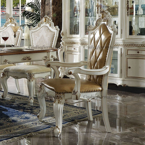 Set da Pranzo Moderno e Semplice Convertibile in Legno Massello di Lusso con Tavolo Intagliato e 8 Sedie - Product Image 3