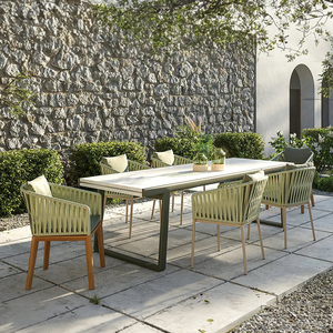 Meubles de patio d'hôtel de style moderne, table en teck massif pour jardin avec structure dépliable, table à manger extérieure extensible - Product Image 1