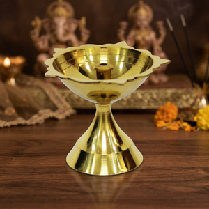 Pure Brass Diya Deepam Handmade Traditional <b>Oil</b> <b>Lamp</b> With Central Wick Holder For Puja Room Mandir Aarti Festivals And Gifting - Product Image 3