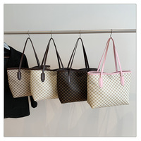 2025 rétro japon Style PU sac fourre-tout dame mode doux-structuré sac à bandoulière avec grande capacité et deux poignées Type de sac à dos
