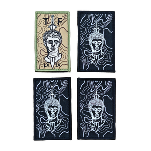 サッカークラブ3D刺繍レースハートアルファベットバッジアイロン接着パッチ、ジャージジャケットファン記念品（アーセナル、リーズ用） - Product Image 1