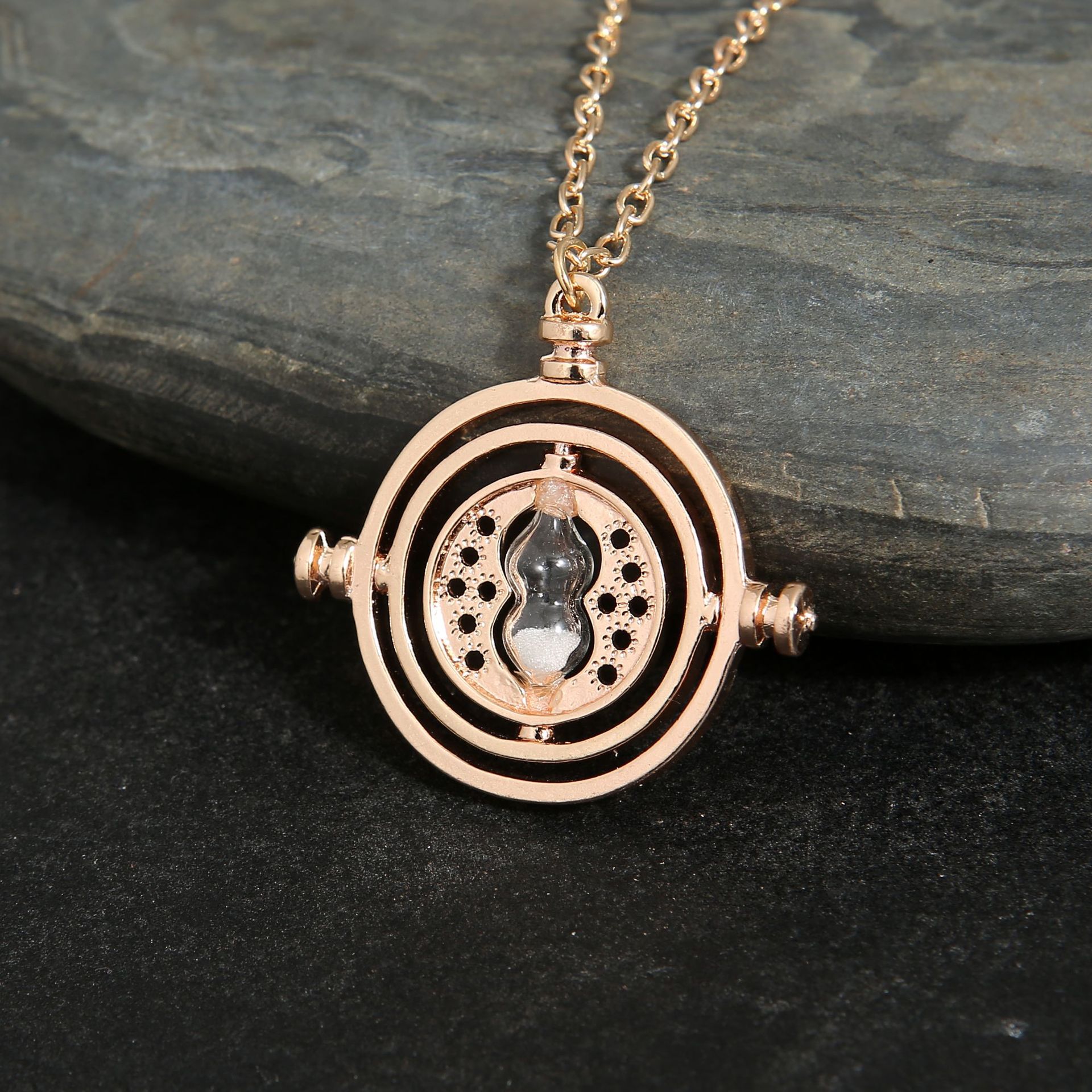 Collana a clessidra [piccola dimensione oro e bianco]