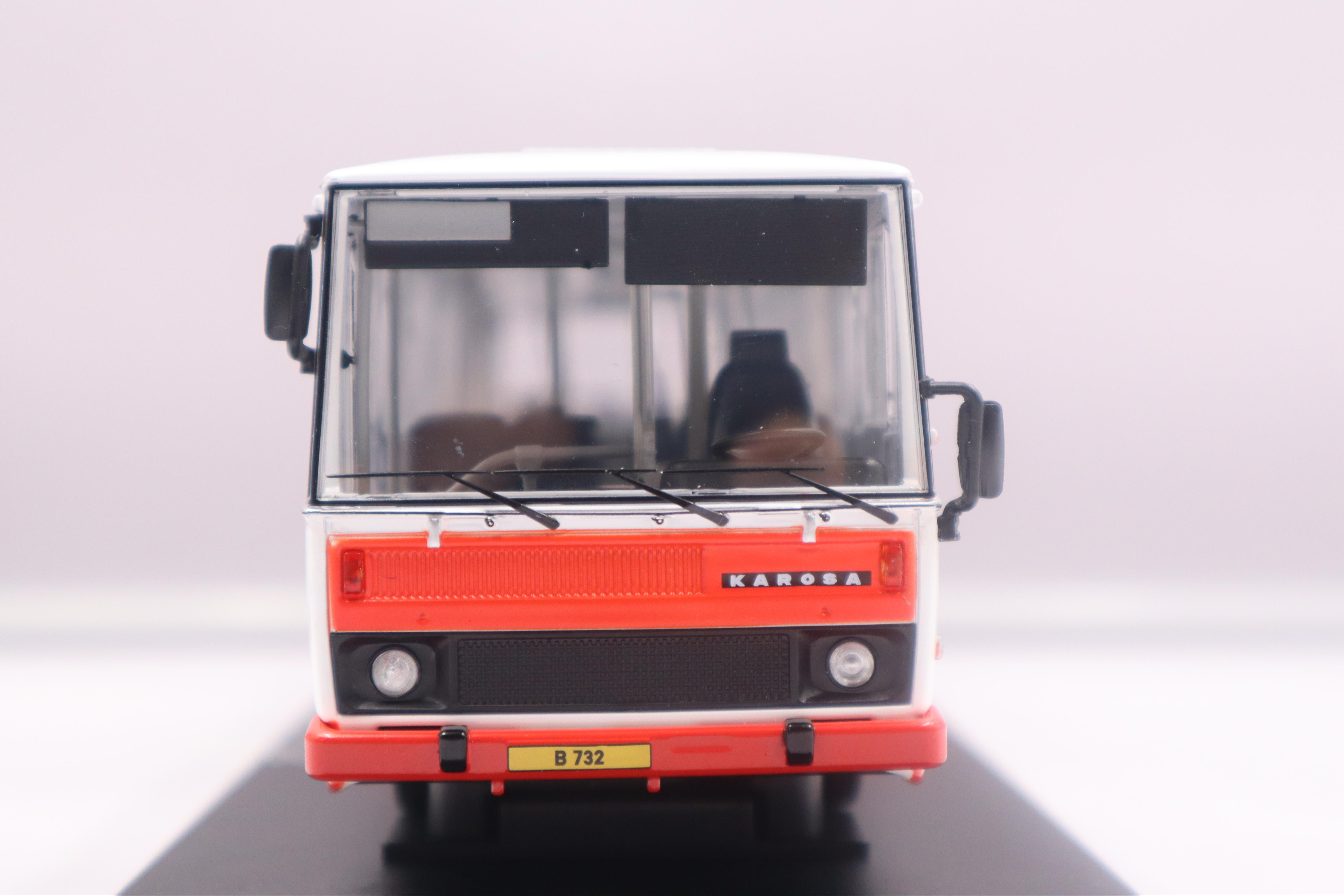 1 32スケールモダンツーリストバスダイキャストシティバスおもちゃ