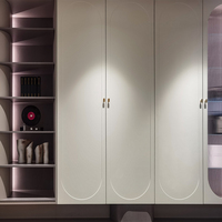 Armoire de style américain minimaliste moderne avec design incurvé et étagères ouvertes, armoire de rangement personnalisée pour chambre à coucher